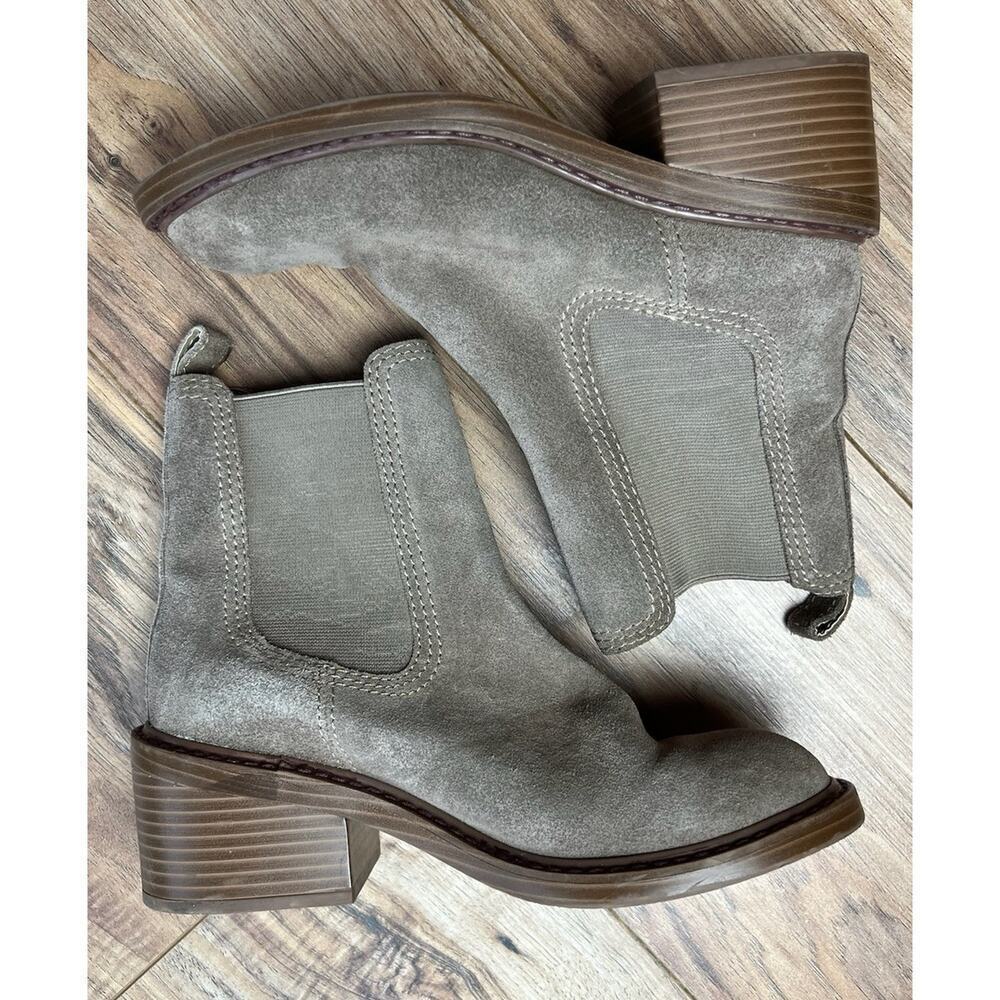 Steve Madden Mushroom Gray Laurely Bootie Faux Suede Size 6.5 Women’s